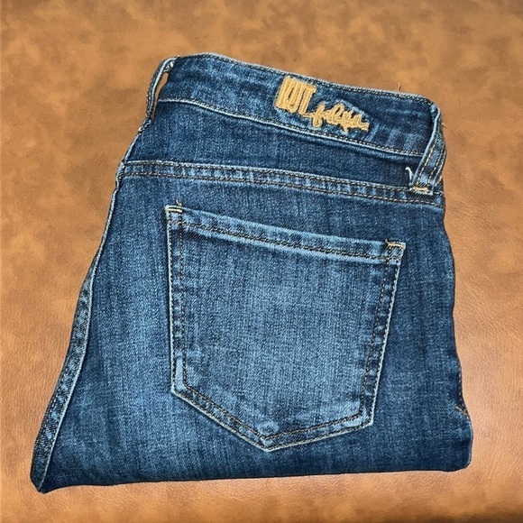 Kut From The Kloth Cuffed Hem Mid Rise Size 2 - Picture 3 of 16